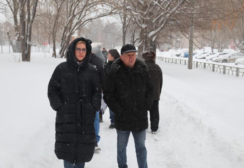 Глава Самары проверила, как убирают снег в Кировском районе