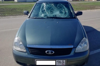 В Самарской области 16-летний парень проломил лобовое стекло сбившей его "Приоры"