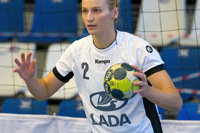 В матче с испанками готовятся выйти семь воспитанниц тольттинского гандбола