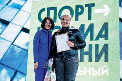 37-летняя толкательница ядра, бронзовый призер чемпионата России самарчанка Анна Авдеева - о мотивации, Спартакиаде сильнейших и спортивных перспективах