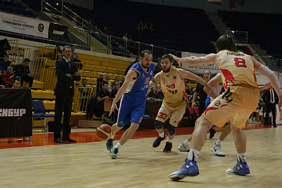 БК Самара уверенно разобрался с екатеринбургским Уралом