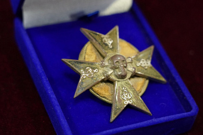 Дмитрий Азаров передал в дар самарскому музею уникальный экспонат