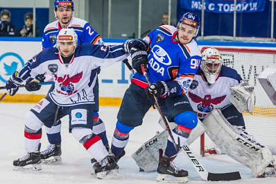 Тольяттинская "Лада" уступила "Соколу" в матче плей-офф ВХЛ