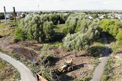 В Хворостянском районе стартовали работы по очистке озера 