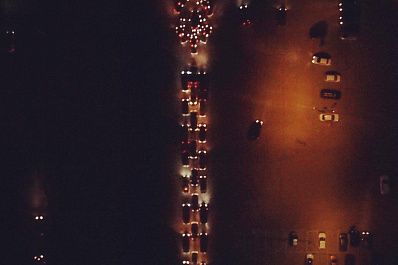 Автомобилисты Самары выстроились в огромную свечу ко Всемирному дню памяти жертв ДТП