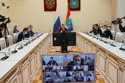 В Самарской области пенсионерам могут запретить походы в бассейны, фитнес-клубы и театры