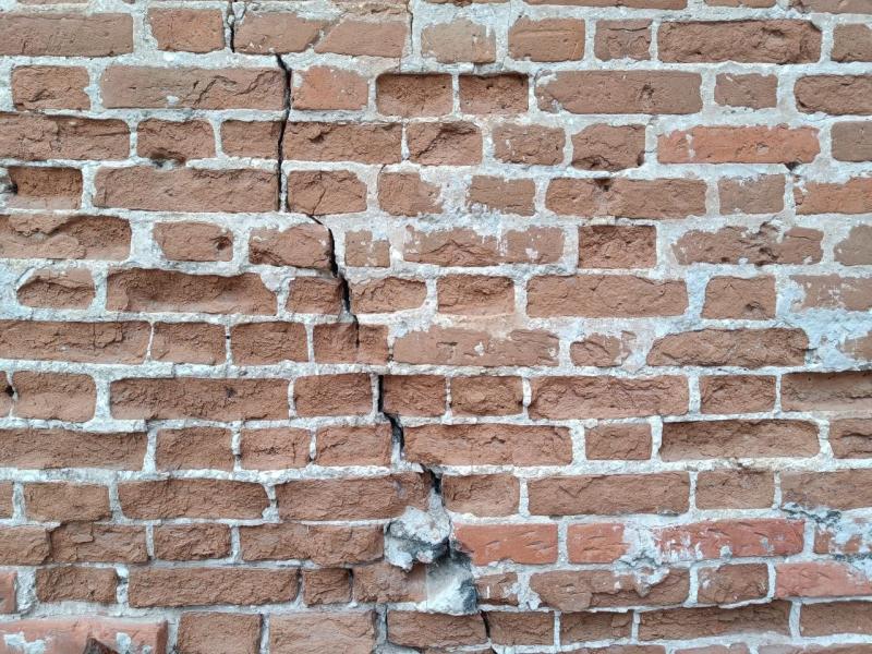 Заброшенное здание в Тольятти продали самарской компании