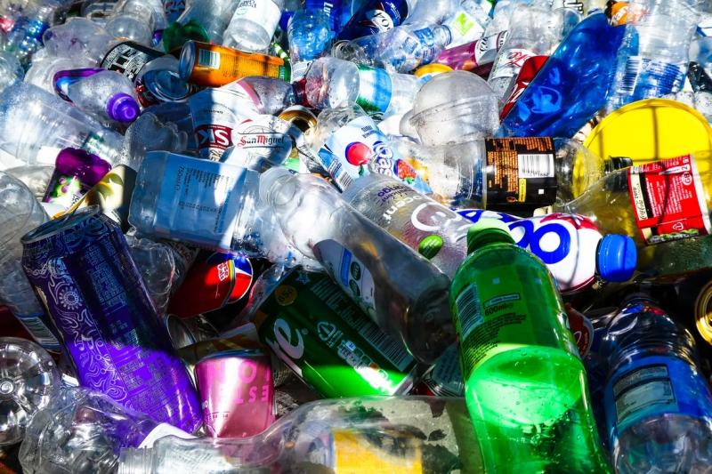 В России откажутся от одноразовых товаров из пластика
