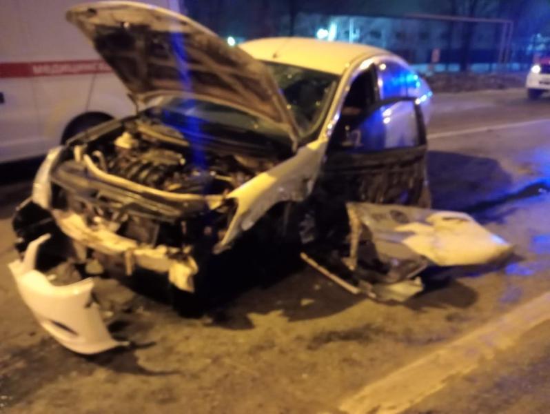 9 февраля водителя госпитализировали после столкновения двух иномарок под Самарой