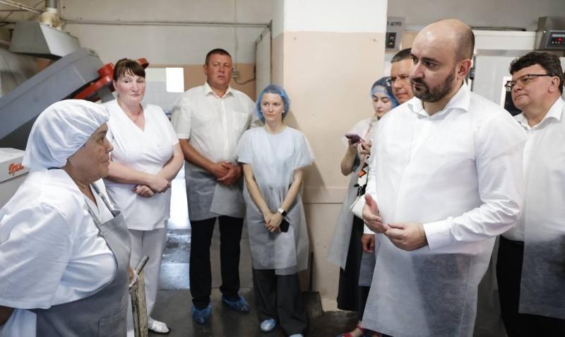 Вячеслав Федорищев провел совещание по развитию Кошкинского района