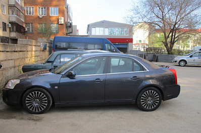 В Тольятти работник автомойки повредил угнанную машину клиента