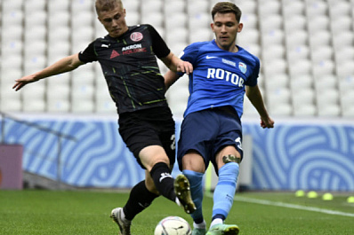 Тольяттинский "Акрон" взял три очка в Волгограде 