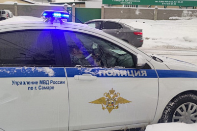 В Самаре за пьяного водителя, устроившего ДТП, заступилась нетрезвая супруга