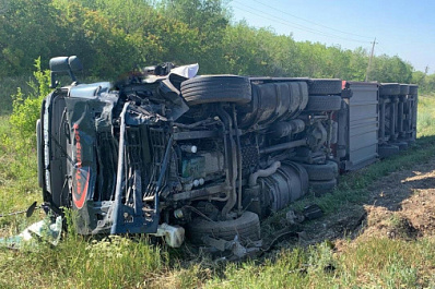 Трое погибших: в Самарской области столкнулись грузовой и легковой автомобили