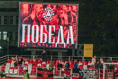 Тольяттинский "Акрон" победил ярославский "Шинник" и поднялся на второе место 