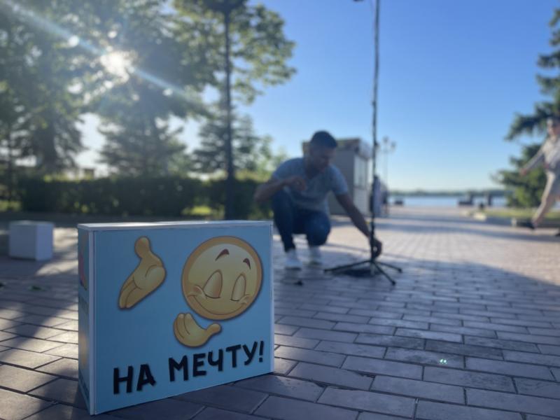 "Рисковать я не буду": уличный музыкант из Самары стал миллионером