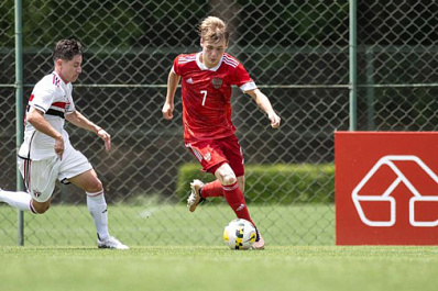 Три футболиста "Крыльев Советов" получили вызов в сборные России