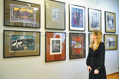 Графика с этническими мотивами: в Самарском художественном музее работает выставка Анатолия Каплана 