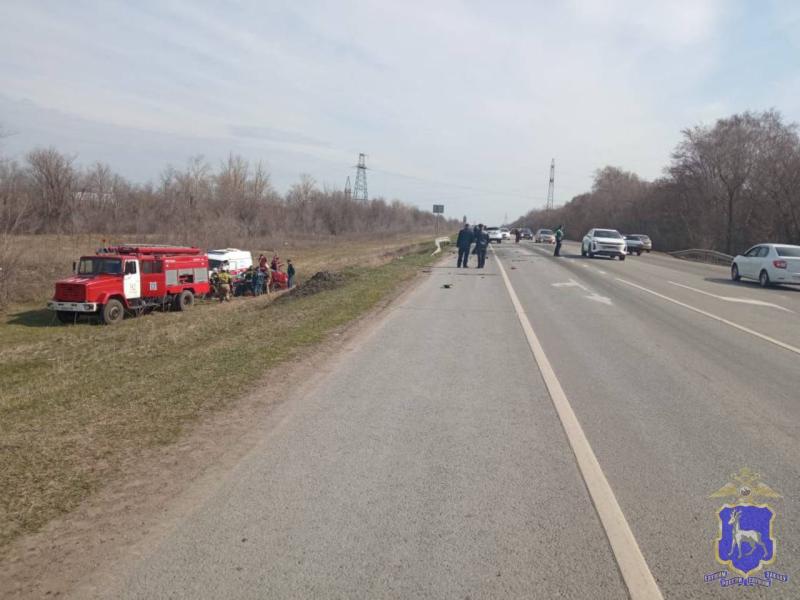 На трассе Самара - Бугуруслан в ДТП с иномарками погибли два парня