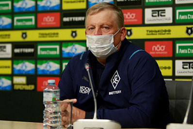 Игорь Осинькин об игре КС с "Ростовом": матч был веселый для зрителей, но не для тренеров