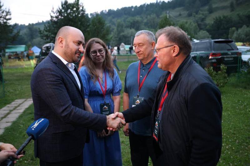 Всероссийский фестиваль бардовской песни на Мастрюковских озерах посетило 30 тысяч человек