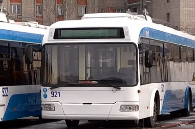 В самарском троллейбусе № 16 убрали кондукторов