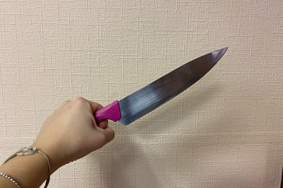 В Отрадном пьяная женщина зарезала своего друга