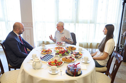 Название статьи