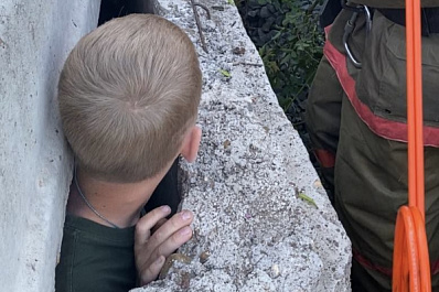 В Самарской области 26 мая 8-летний мальчик застрял в бетонных плитах