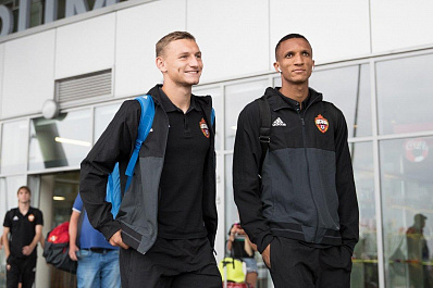 Футболисты ЦСКА прибыли в Самару на матч с Крыльями Советов