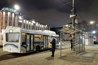 Стало известно, как будет работать общественный транспорт Самары в новогоднюю ночь