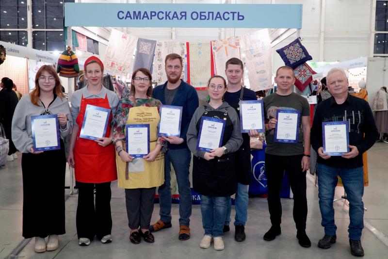 Самарские мастера представили свои изделия на Всероссийской выставке-ярмарке "Ладья. Зимняя сказка – 2025"