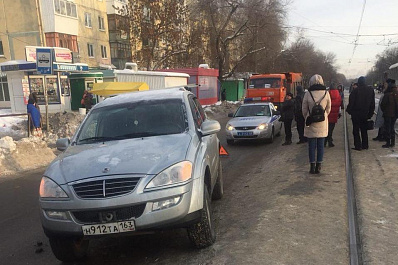 В Самаре на улице Ставропольской SsangYong сбил мужчину