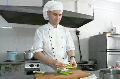 В Богатовском районе отмечен рост числа трудоустроенных местных жителей