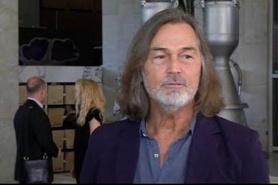 Никас Сафронов подготовил подарок самарским школьникам