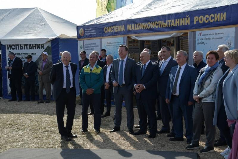 На агрофоруме продемонстрировали возможности самарской сельхозтехники