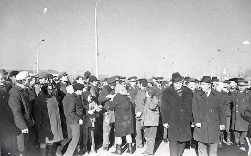 В Самаре показали архивные фото с открытия Южного моста в 1974 году