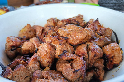 Гастроэнтеролог Лебедева рассказала рецепт полезного шашлыка