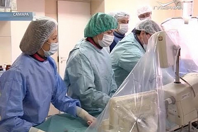 Самарские хирурги сделали сложнейшую операцию по пересадке печени