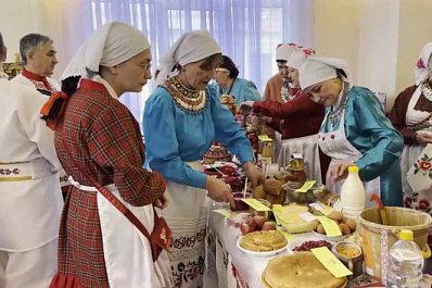 В Самаре отметили традиционный чувашский праздник "Кер сари"