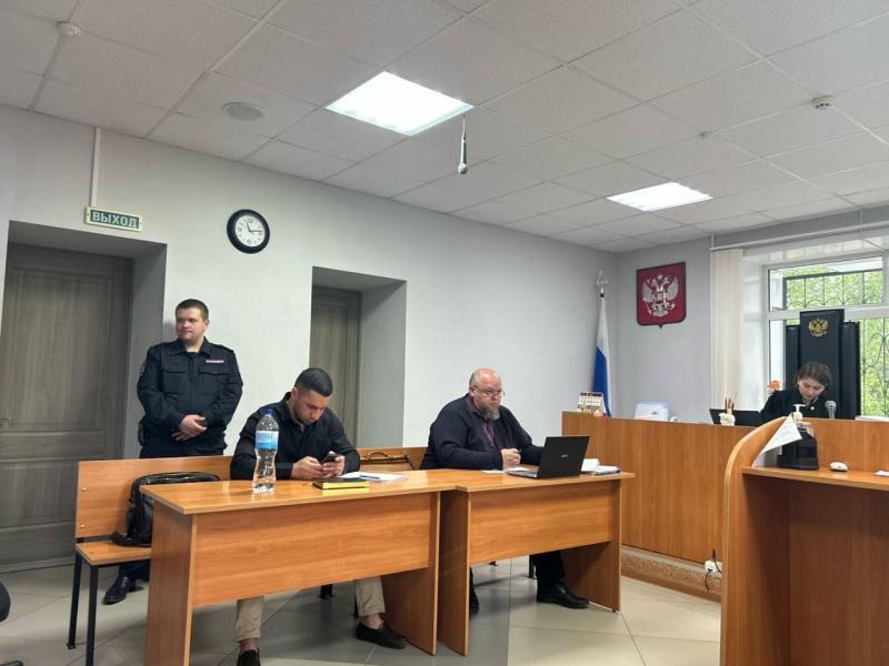 "Вода, спирт, красители, ароматизаторы": сотрудник компании рассказал, из чего варили опасный сидр