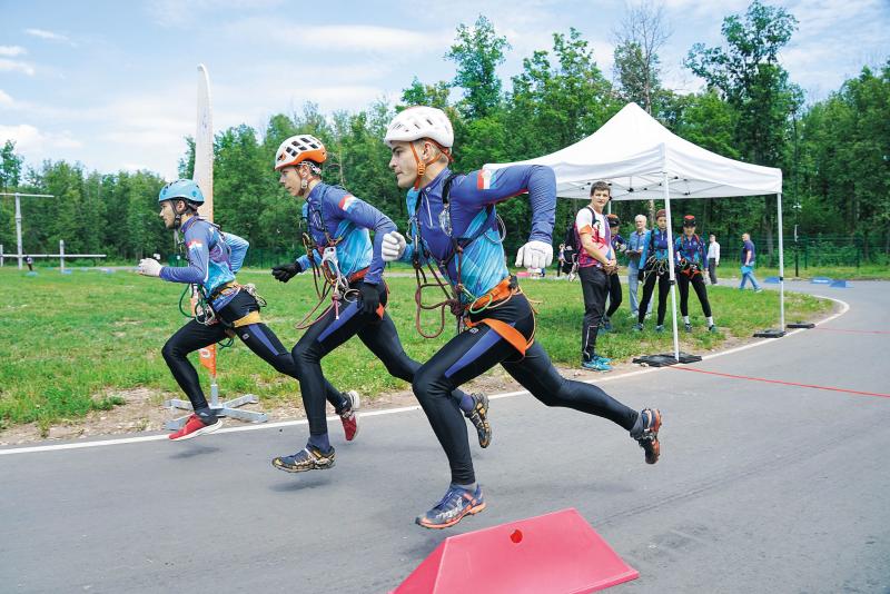 Испытания для туристов: команды 18 клубов участвовали в областном фестивале "Туриада"