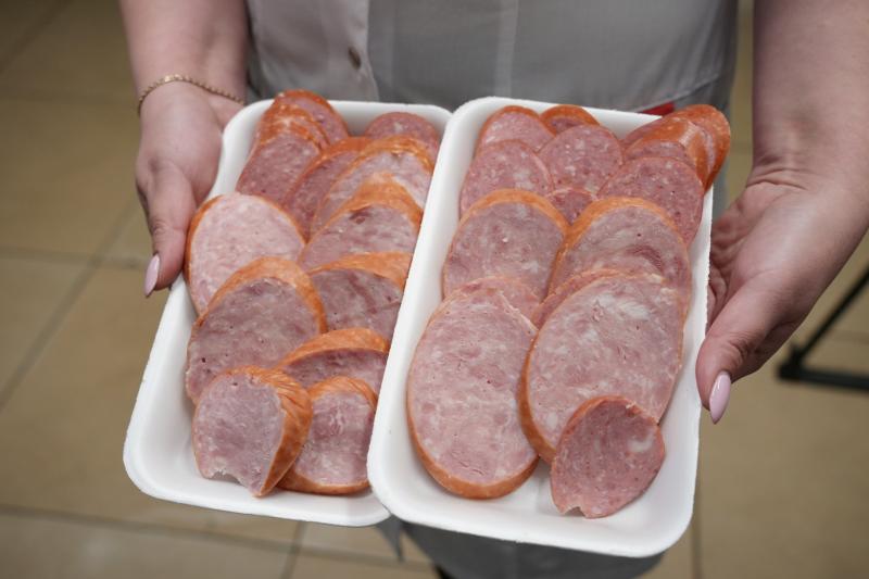 Диетолог Гусева рассказала, какие продукты увеличивают риск рака желудка и кишечника