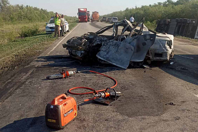 Спасатели рассказали подробности смертельной аварии в Самарской области
