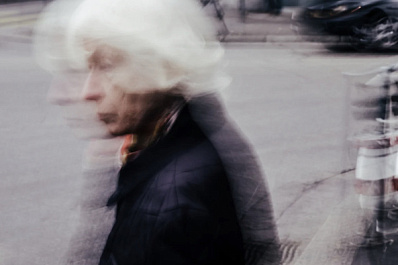 Невролог назвал непопулярные симптомы развития деменции