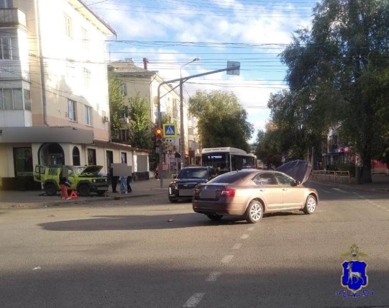 В Самаре водитель Renault Logan сбил 10-летнего велосипедиста