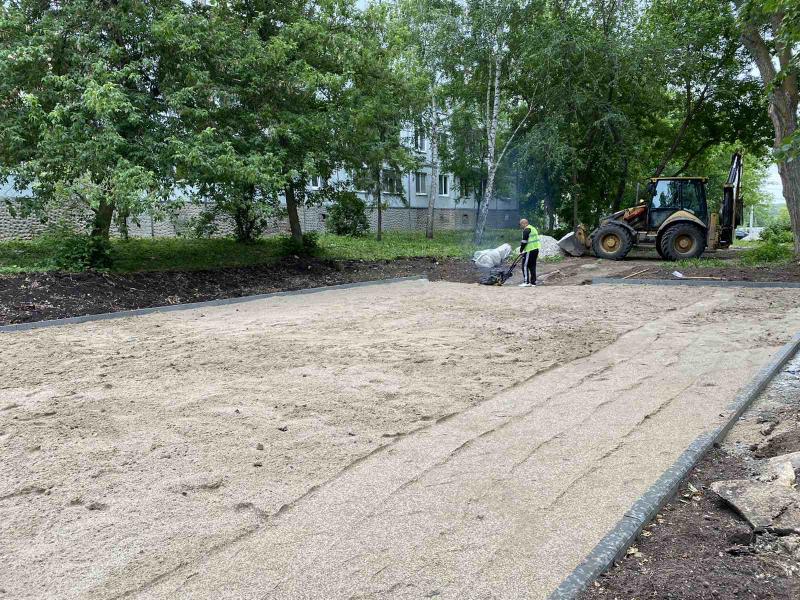 Ремонт пяти дворов в Красноглинском районе Самары завершат до 31 августа 2021 года