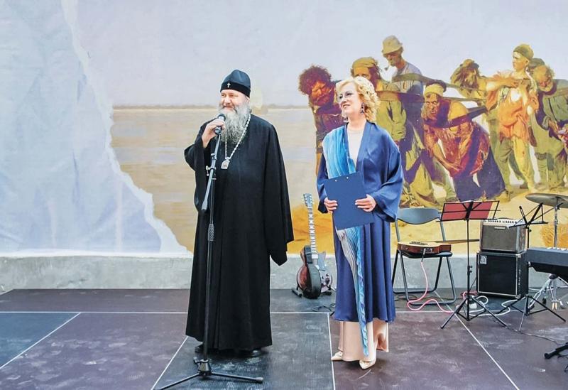 От Репина до фронтовиков: самарцы увидели уникальные художественные выставки