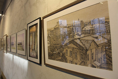 Искусство рисунка: в Самаре открылась выставка архитектора и художника Антона Темникова
