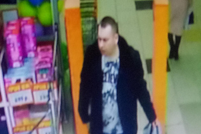 В Тольятти ищут мужчину, присвоившего чужую карту